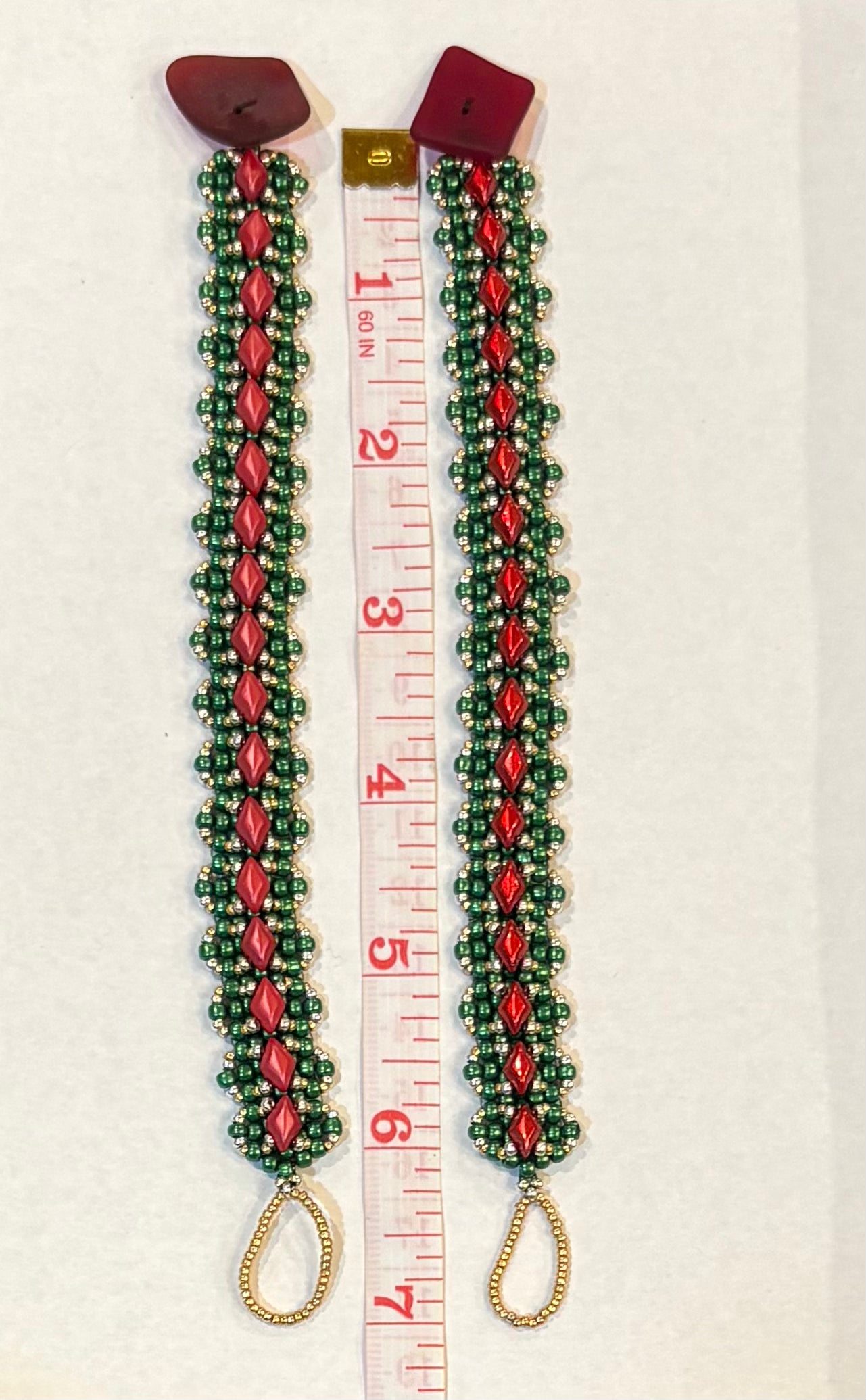 Festive Christmas Bracelet, Handwoven with glass beads