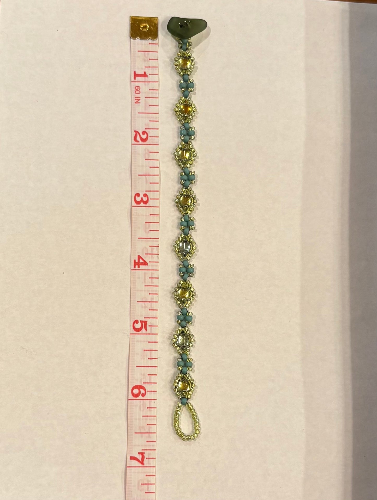 Tiptoe Chain Bracelet, handwoven glass beads